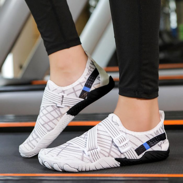 Professional Light Weight Non Slip Flat Sole Gym Fitness Deadlift Squat Shoes Breathable Wide Toe Box Cross Training Barefoot 4